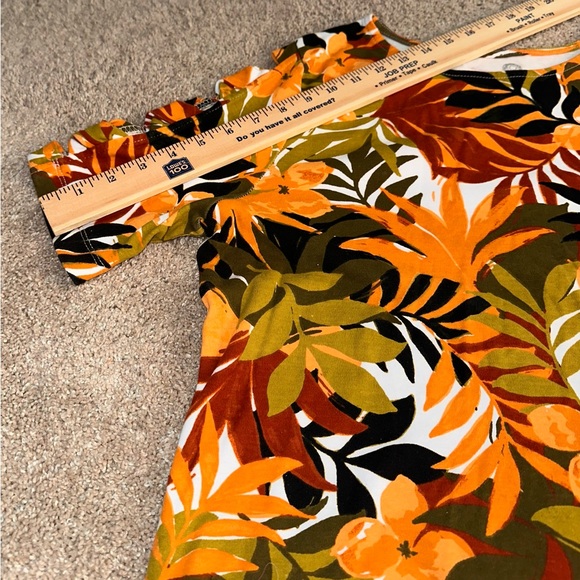 Ruby Rd. Multicolor Floral Top. Size L - Picture 10 of 12